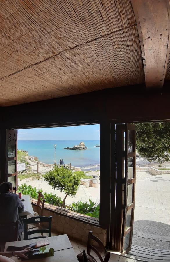 Casa Fronte Mare Torre Sant'Andrea Lejlighed Sant'Andrea  Eksteriør billede